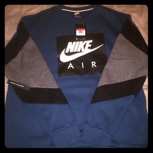 🔥 Men’s Nike Sweater ~ Size Large